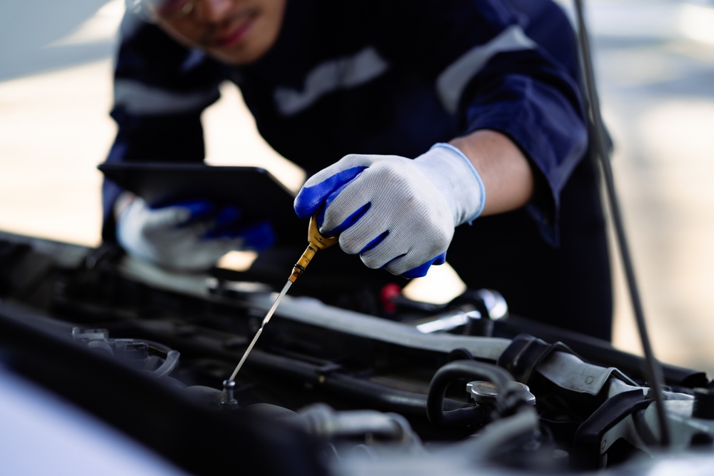 oil changes in kenner - armadillo automotive