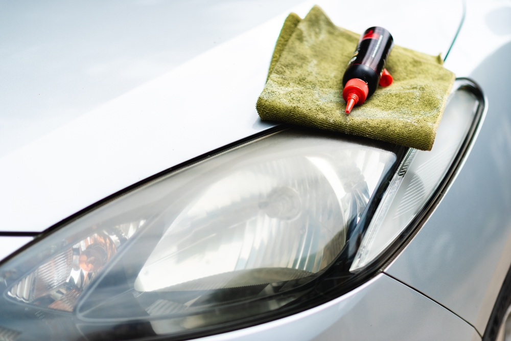 Headlights Restoration in Kenner - armadillo automotive