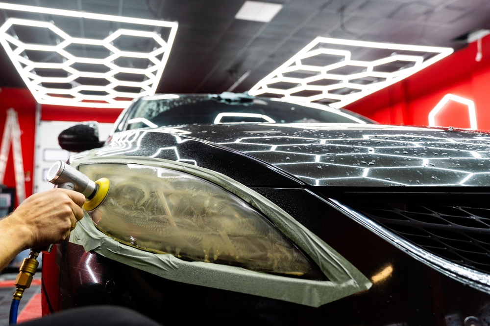 Headlights Restoration in Kenner - armadillo automotive