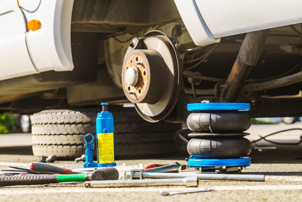 Everything You Need To Know Before Installing A Lift Kit On Your Truck - lift kit installation in kenner